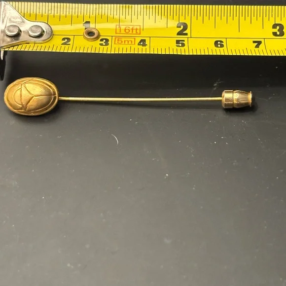 Victorian gold tone art deco scarab beetle design lapel or hat stick pin - Picture 4 of 4